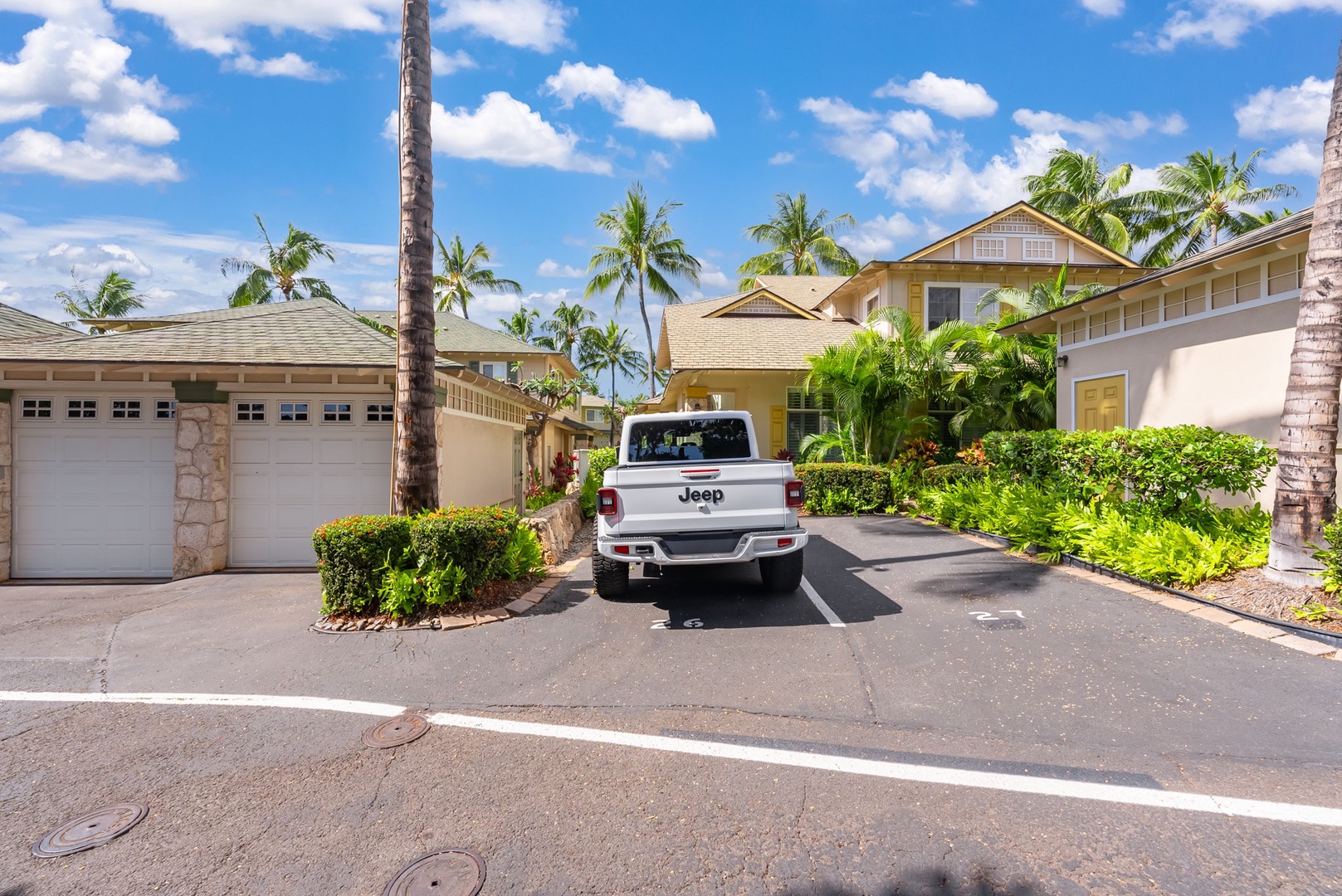 Kapolei Vacation Rentals, Kai Lani Luxury 6D - Convenient parking right outside the villa, providing easy access for you and your guests.