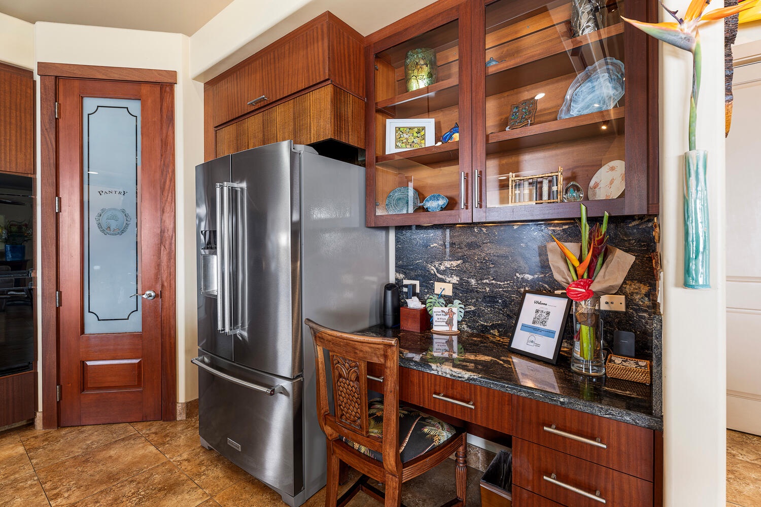 Kailua Kona Vacation Rentals, Kailani Vista - Whether you plan to organize your day or curate the menu this is a perfect spot!