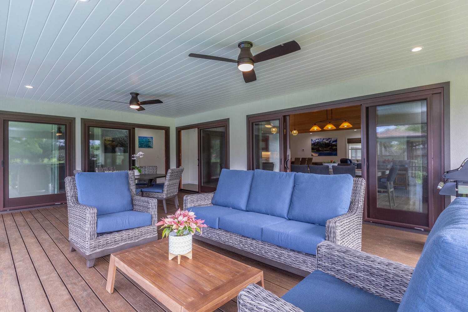Princeville Vacation Rentals, Aloha Villa - Outdoor seating for your whole group.