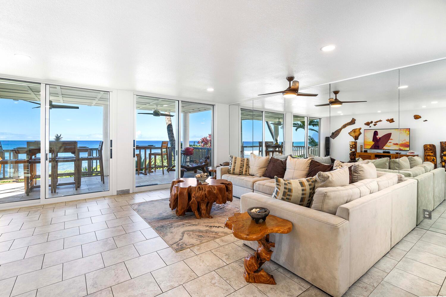 Kailua Kona Vacation Rentals, Hale Kai O'Kona #7 - Bright and airy design, with views from every vantage point.