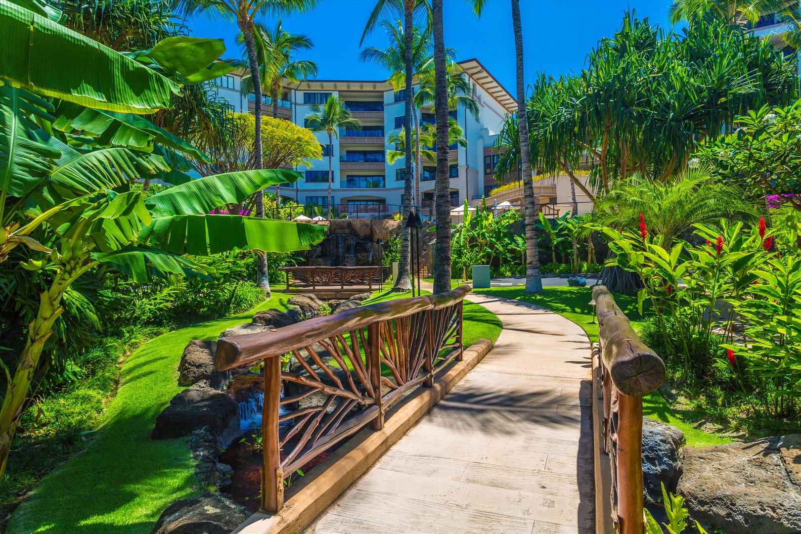 Wailea Vacation Rentals, Blue Ocean Suite H401 at Wailea Beach Villas* - Beautiful Water Features Tropical Foliage and Evening Tiki Torches Throughout the WBV Property