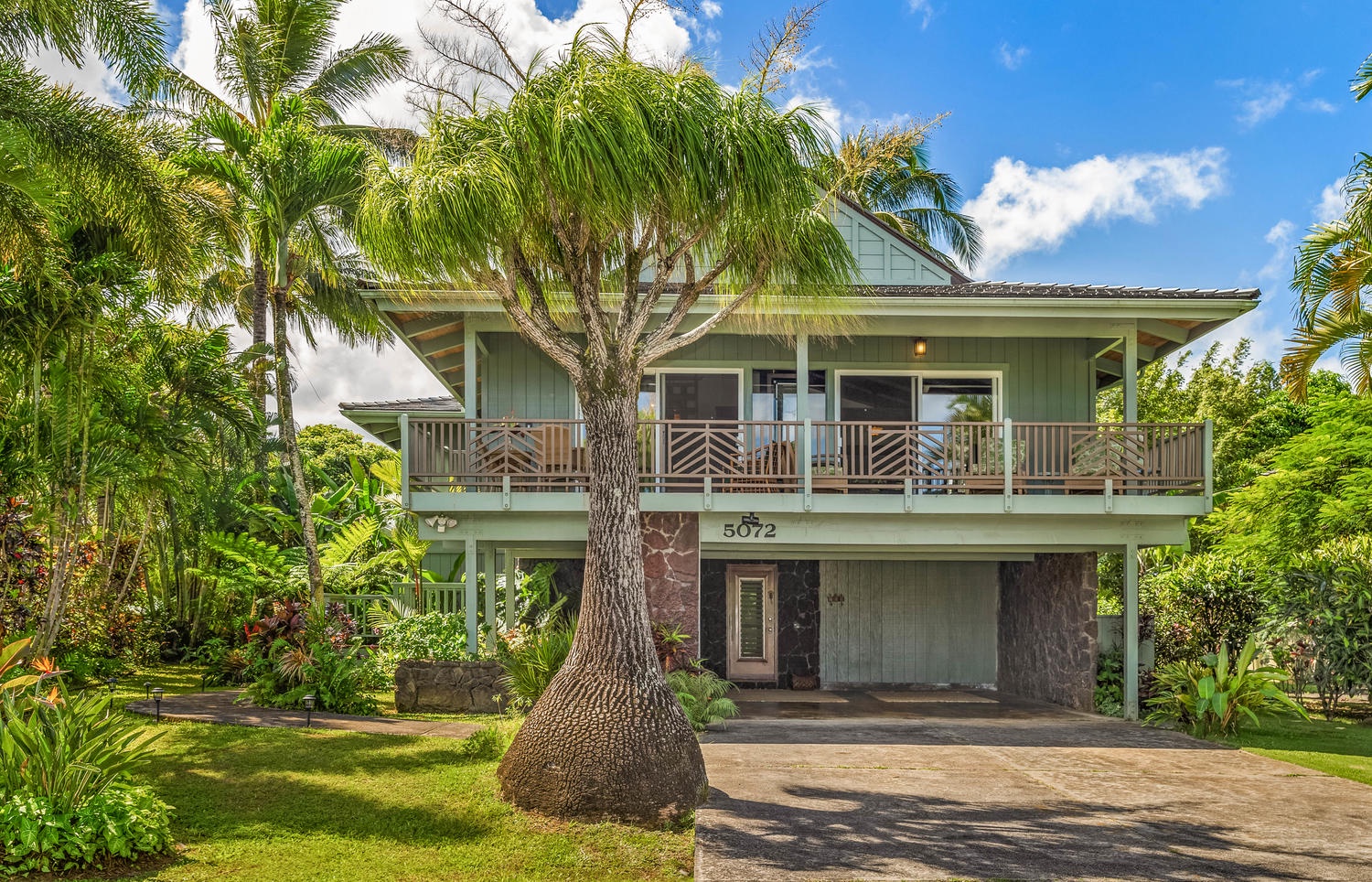 Princeville Vacation Rentals, Hale Anu Keanu - Front view of Hale Anu Keanu