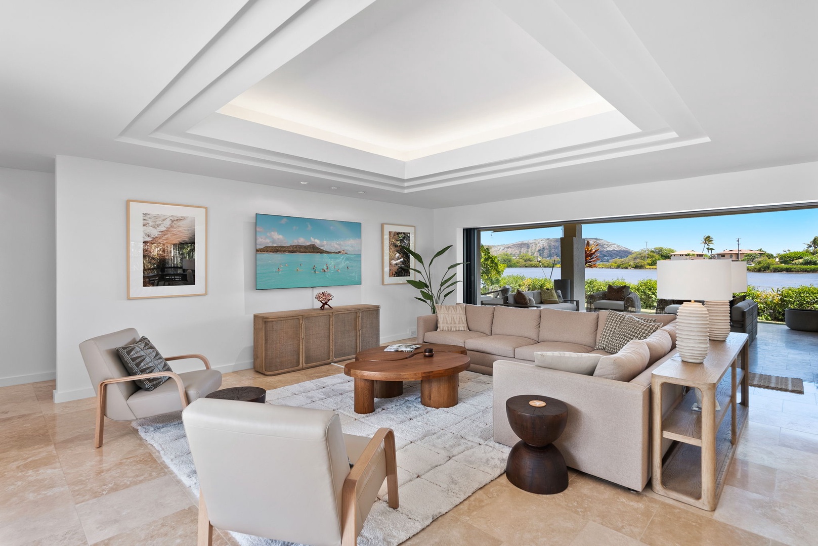Honolulu Vacation Rentals, The Lagoon House 3BR - Perfect for a mid-day pause, the living space offers both views and relaxation.
