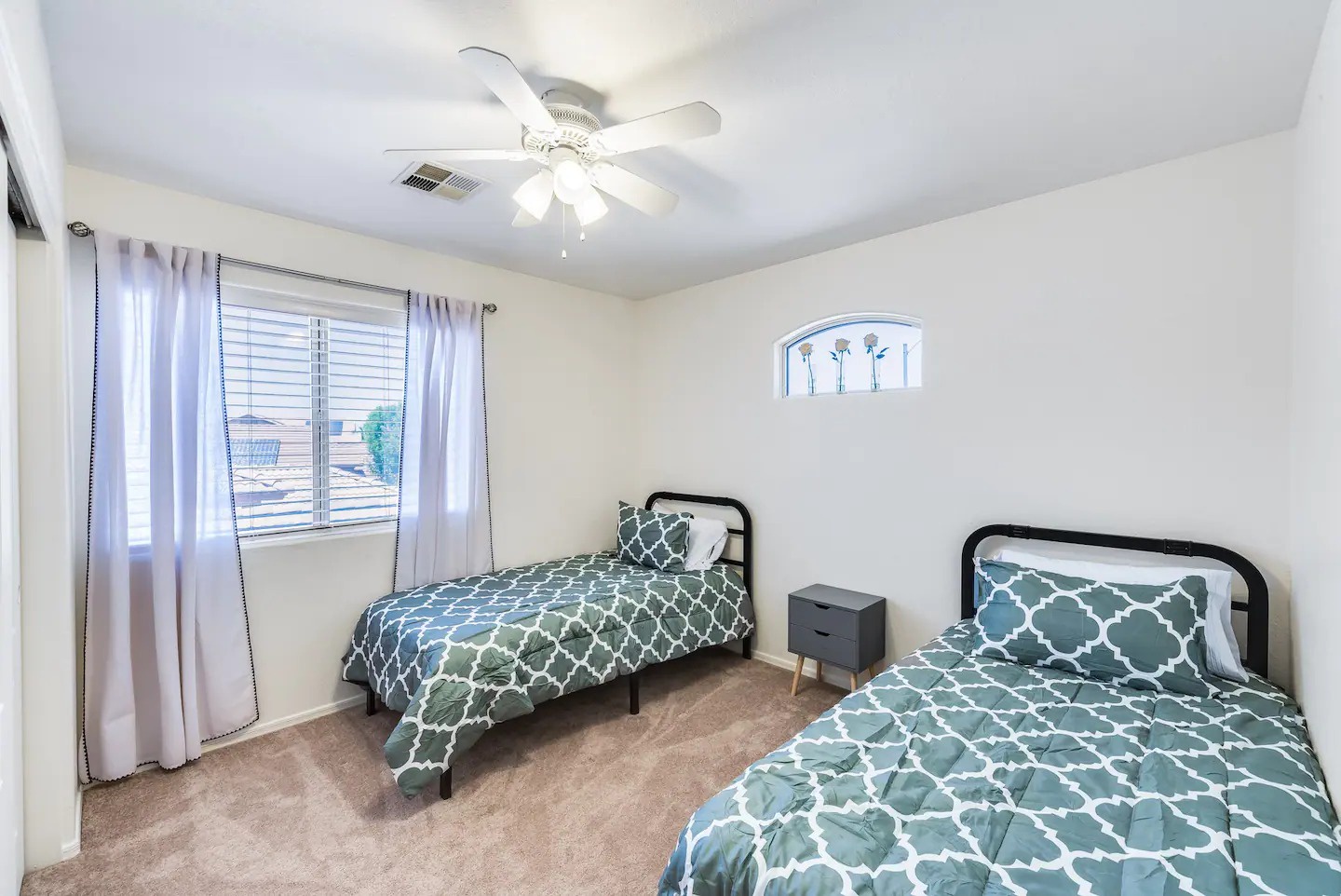 Peoria Vacation Rentals, Cherry Hills - Bedroom 5 with twin beds