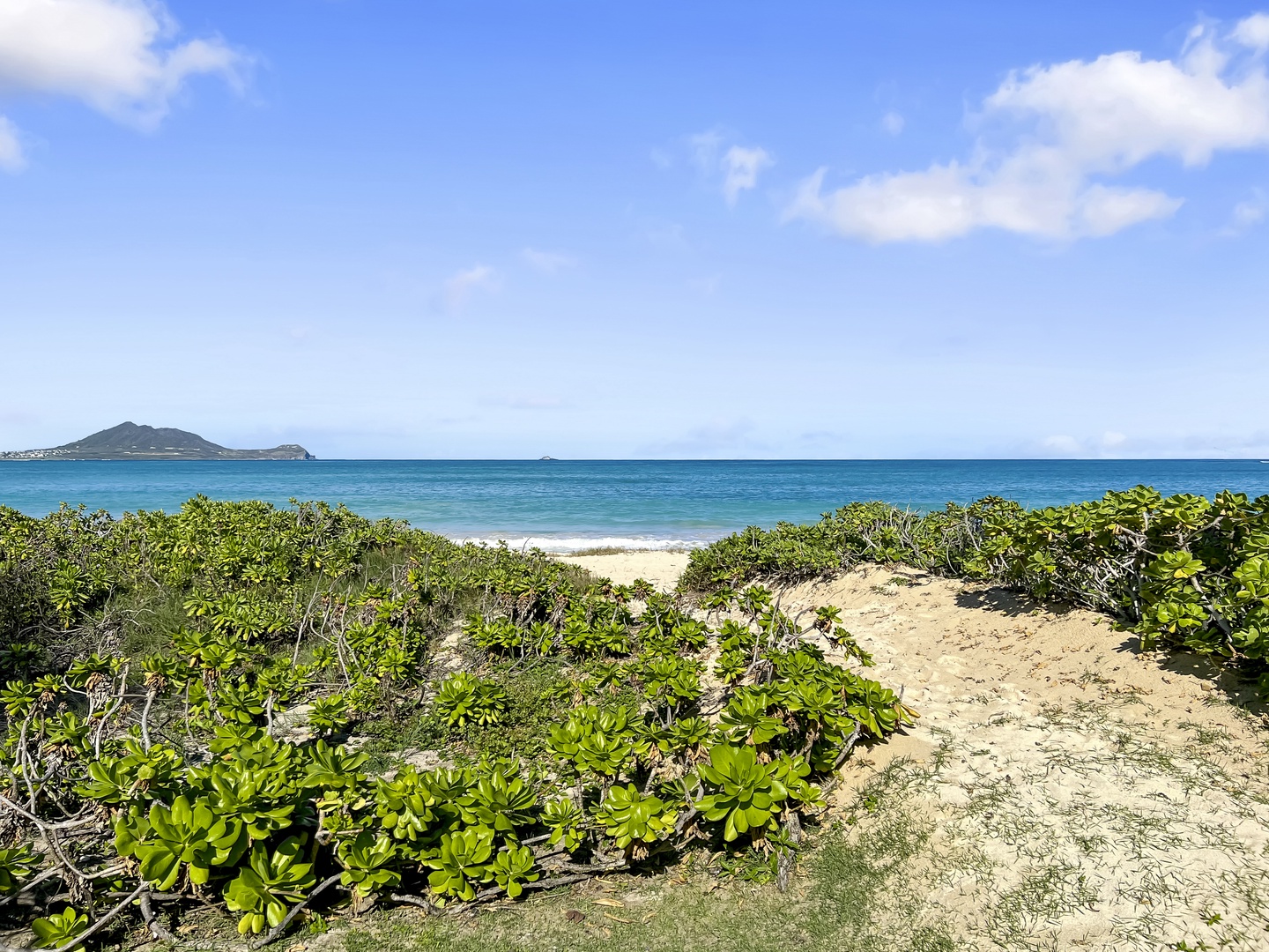 Kailua Vacation Rentals, Kai Mele - Enjoy early morning walks on the beach from your front door!