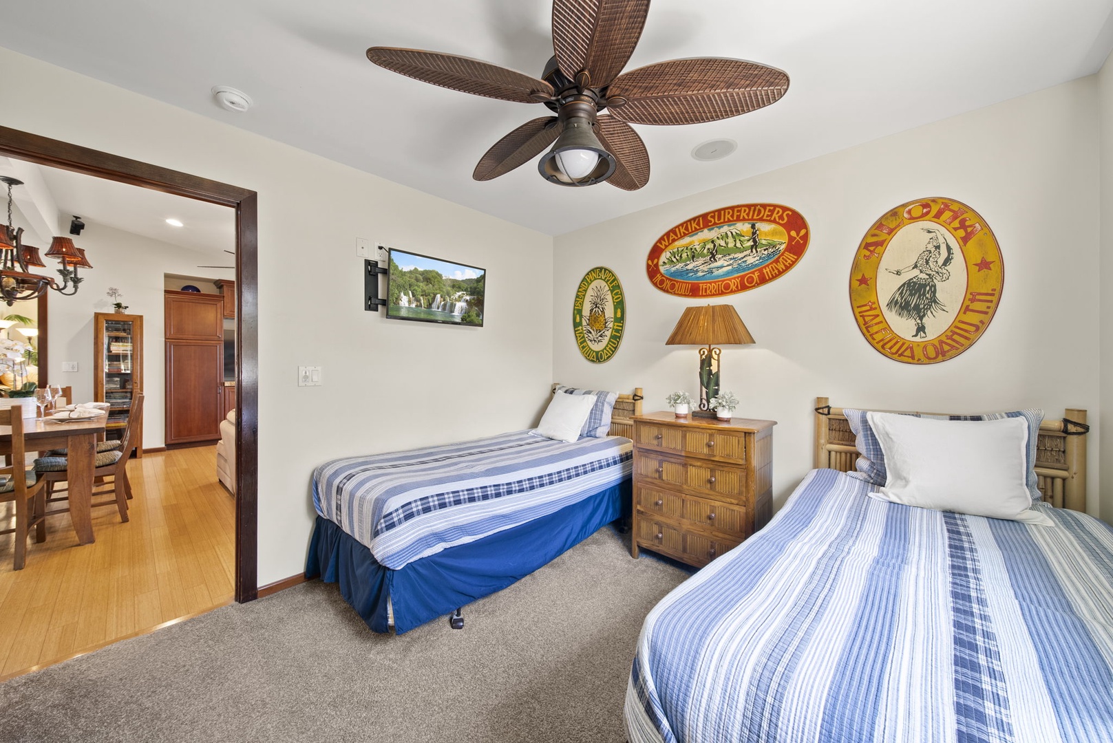 Waialua Vacation Rentals, Hale Oka Nunu - Guest Bedroom 3 has 2 twin beds