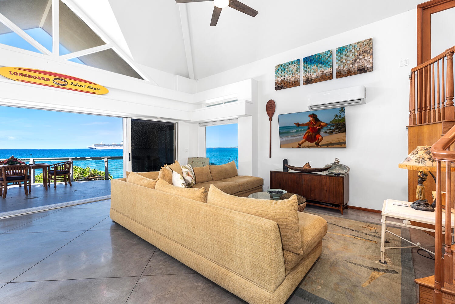 Kailua-Kona Vacation Rentals, Hale Kope Kai - Coastal-inspired living area with open-air design—relax with ocean breezes and endless views.
