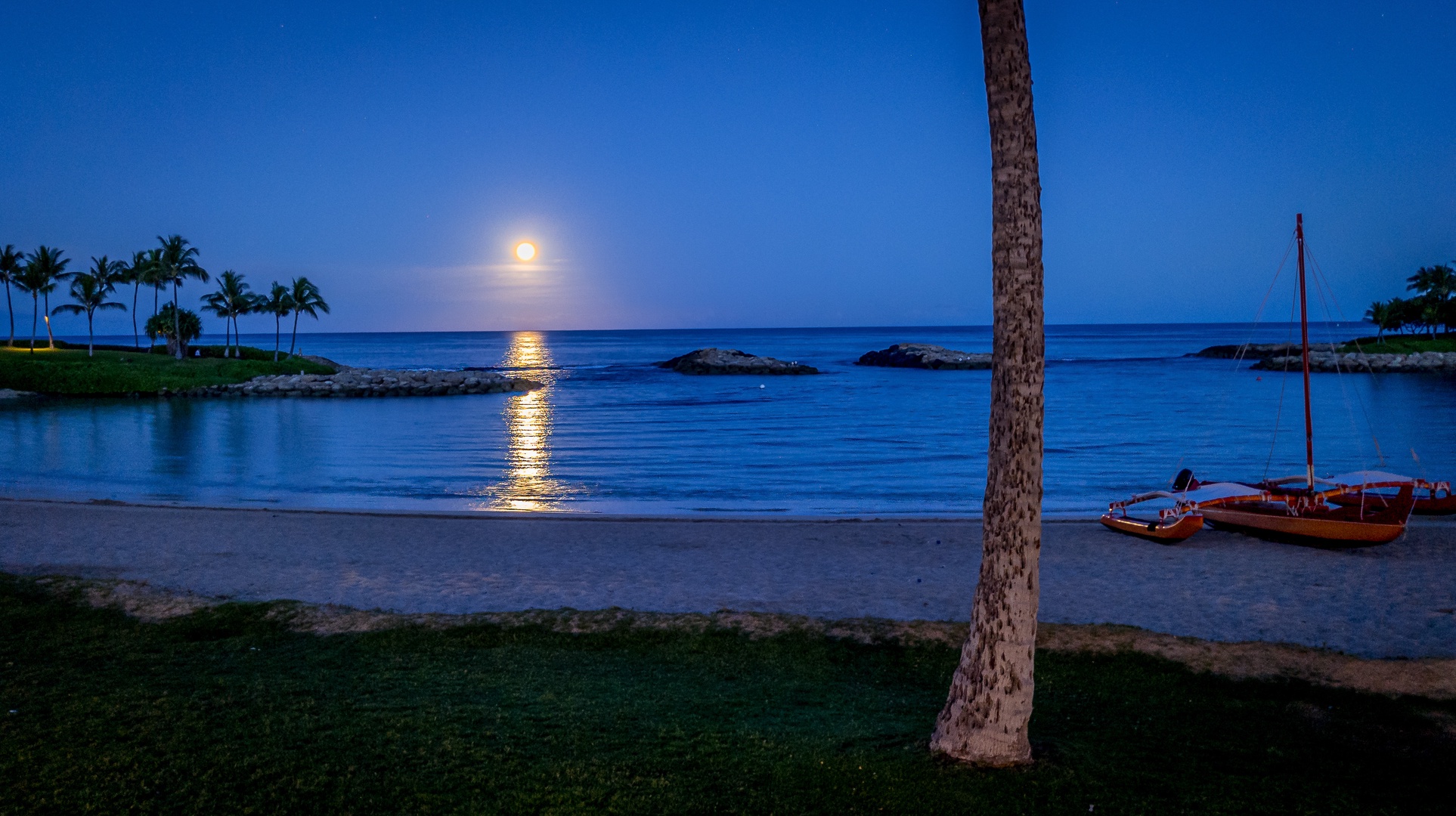 Kapolei Vacation Rentals, Coconut Plantation 1192-4 - The night moon over still waters.