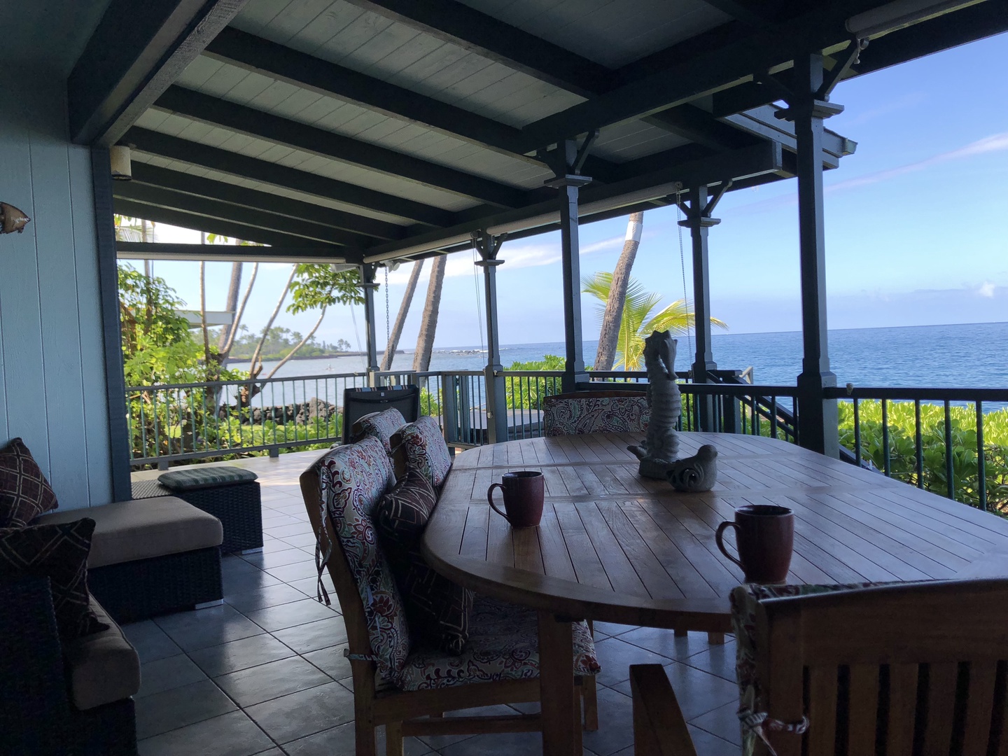 Kailua Kona Vacation Rentals, Hoku'Ea Hale - Dining table with outrageous views!