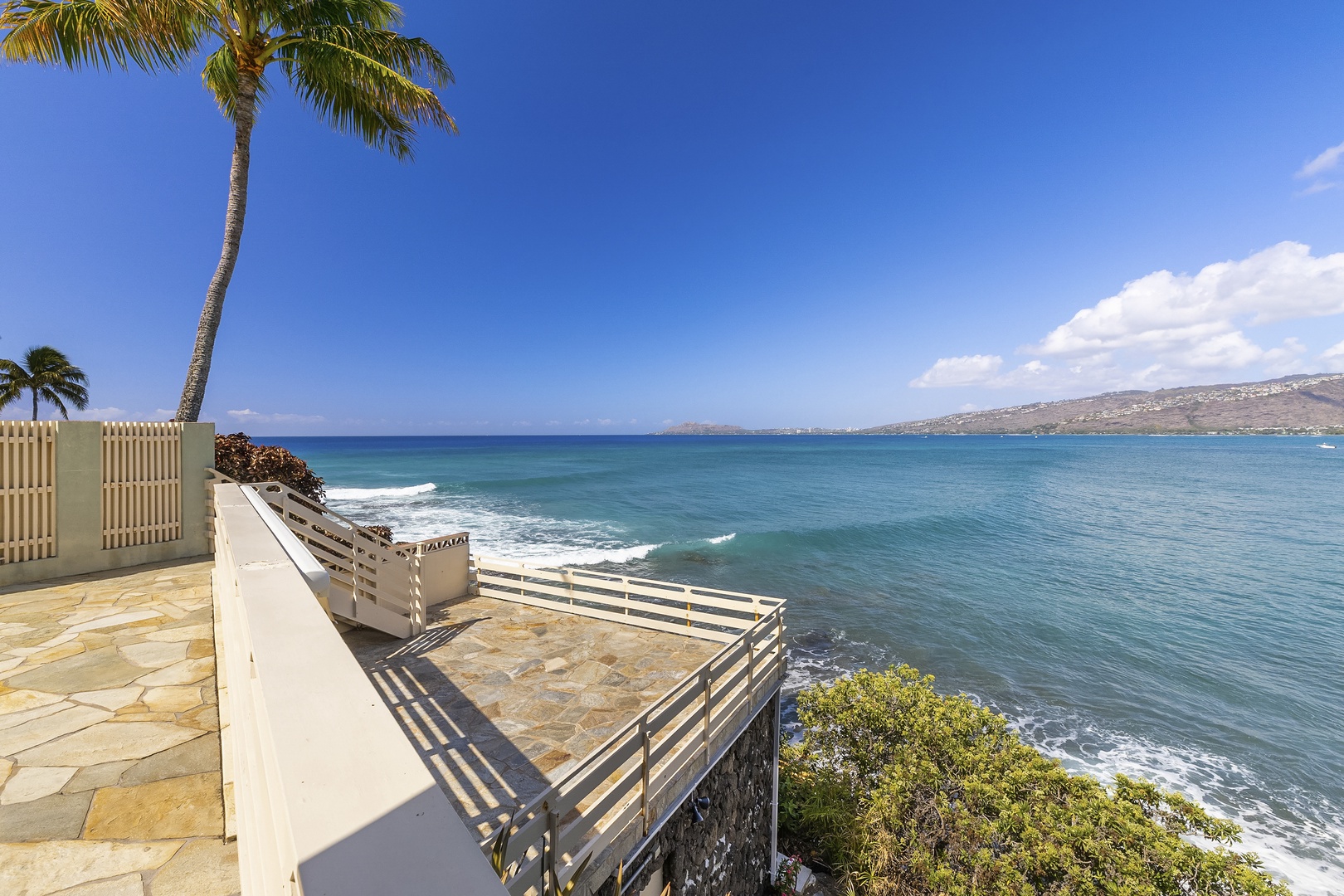 Honolulu Vacation Rentals, Hanapepe House - Barbecue Deck with Awning