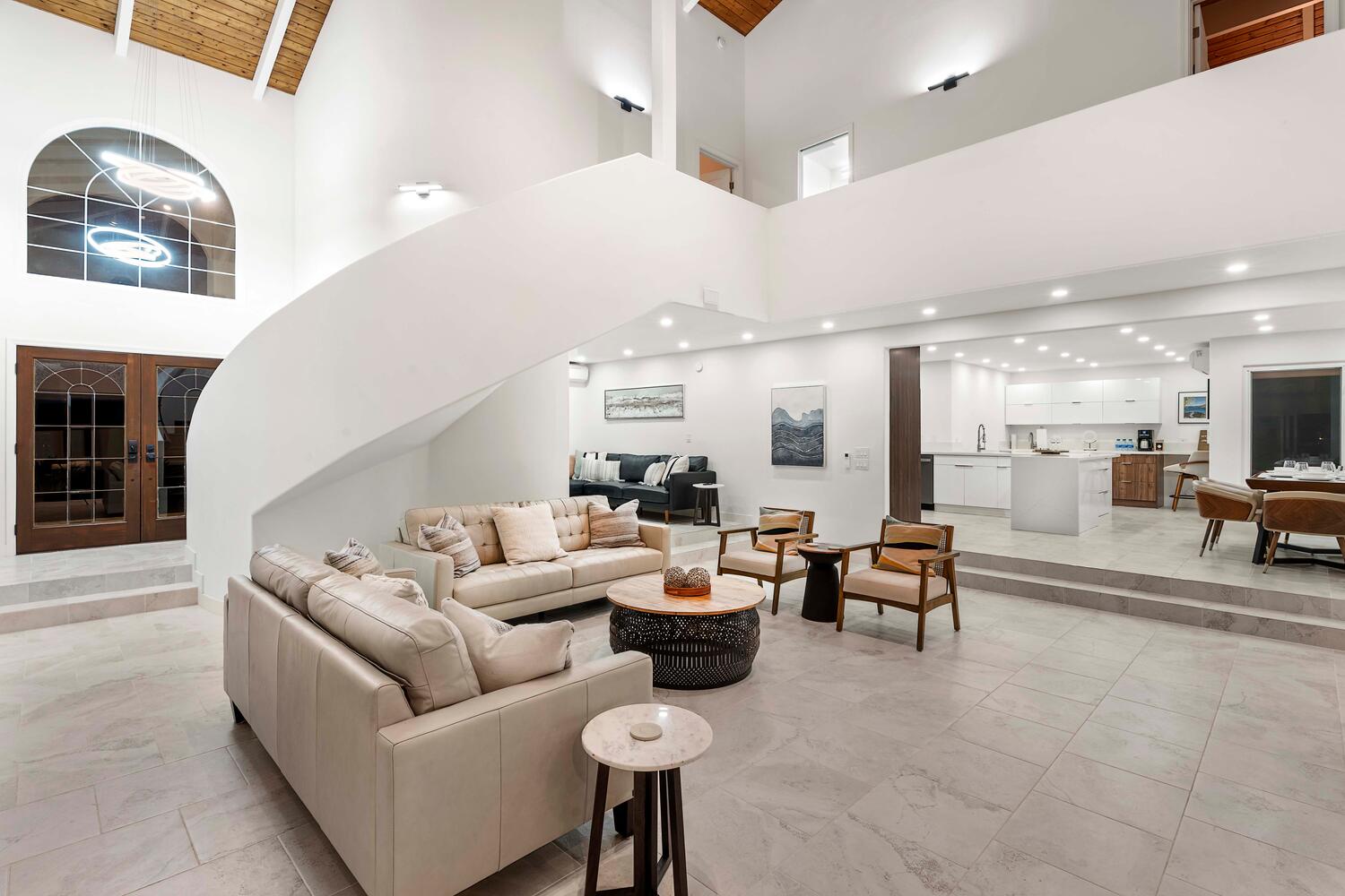 Kailua Kona Vacation Rentals, Ho'okipa Hale - The open-concept living space invites bonding, with vaulted ceilings and relaxed, modern decor.