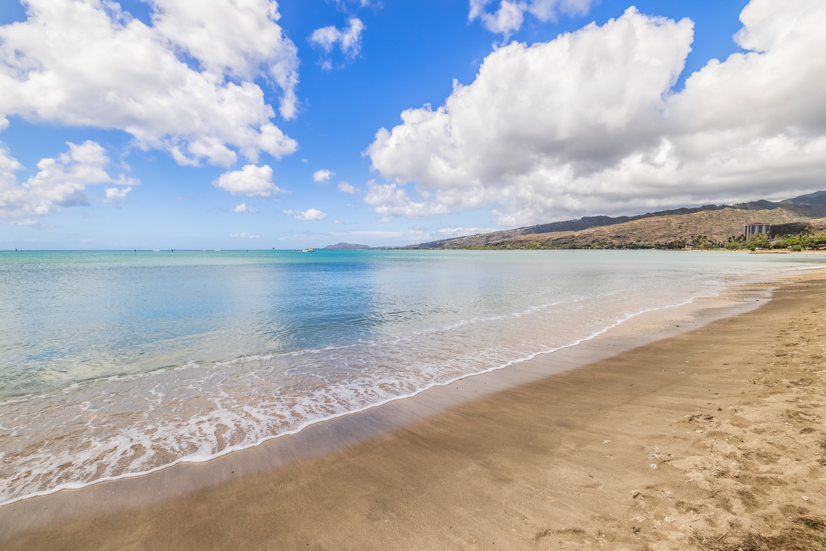 Honolulu Vacation Rentals, Nanea Kai Villa - Stroll through the sandy beach.