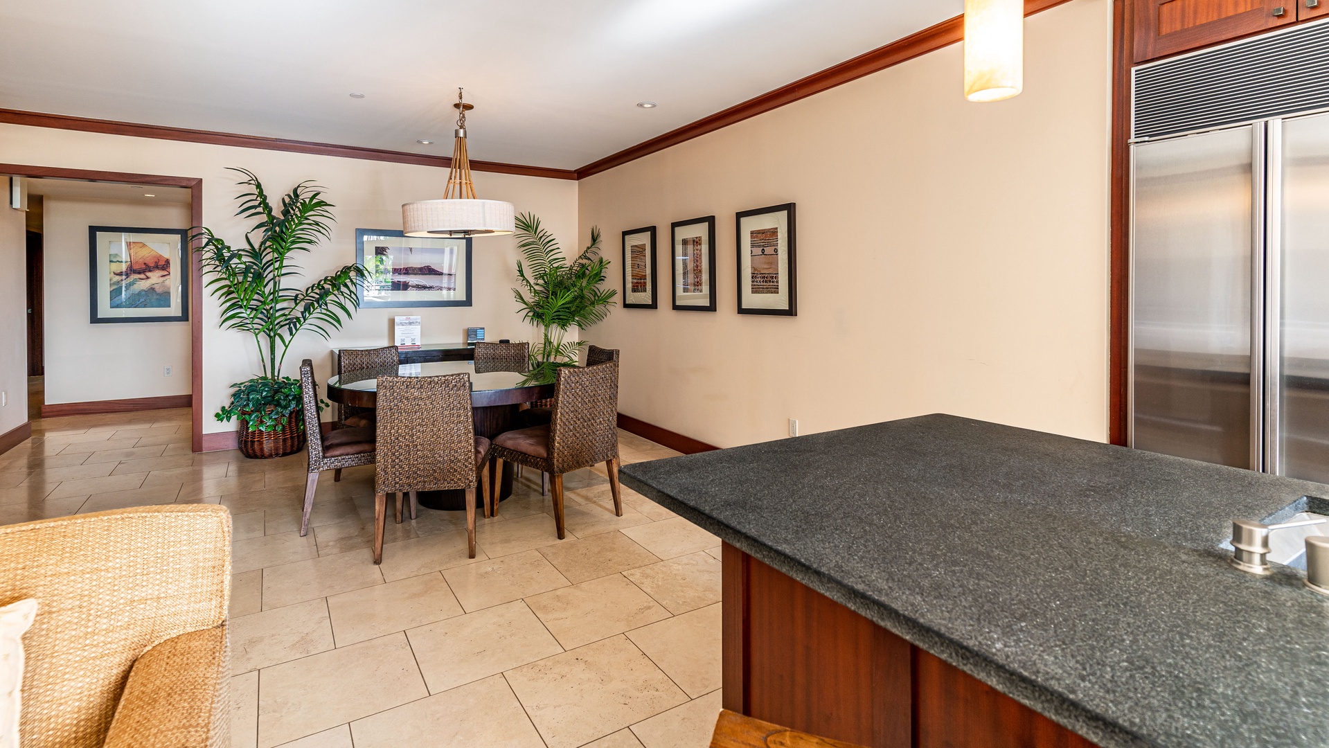 Kapolei Vacation Rentals, Ko Olina Beach Villas O401 - Converse with your guests in the kitchen.
