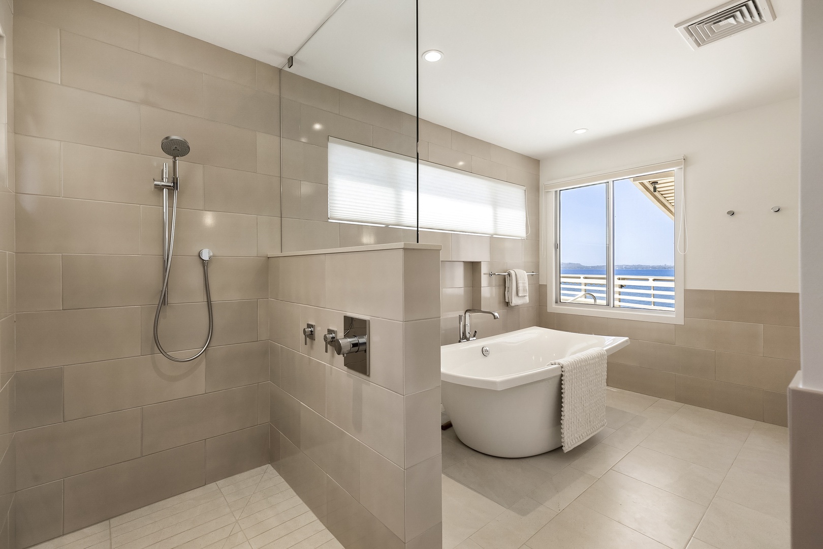 Honolulu Vacation Rentals, Hanapepe House - Primary Bathroom Tub and Shower Views