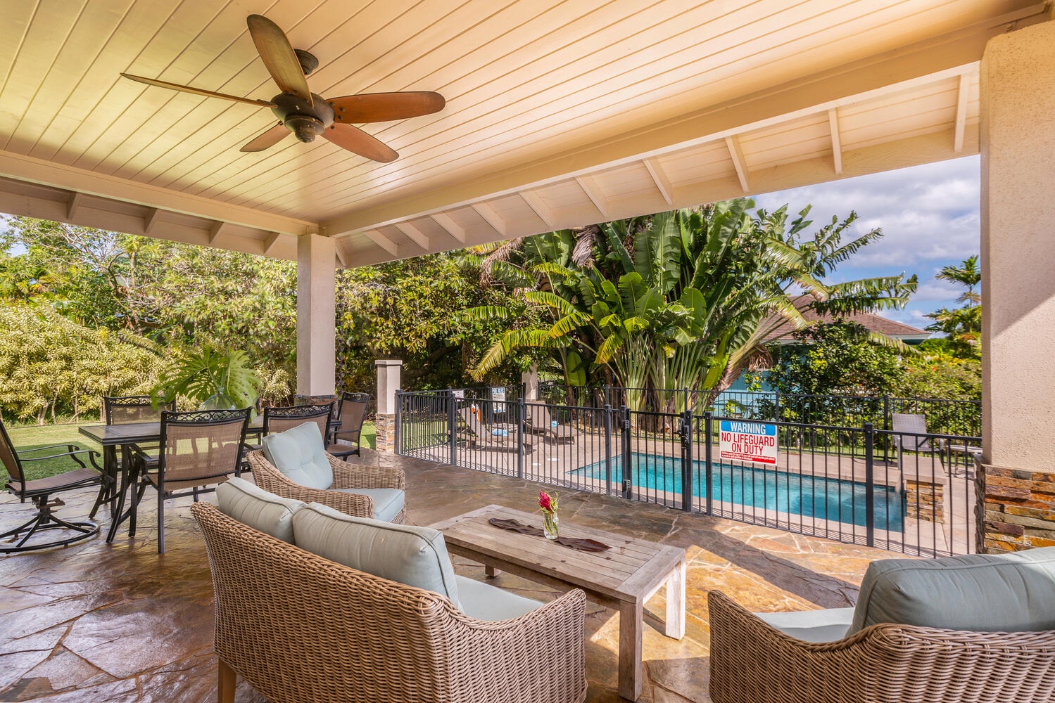 Princeville Vacation Rentals, Pohaku Villa - Indoor and outdoor dining areas