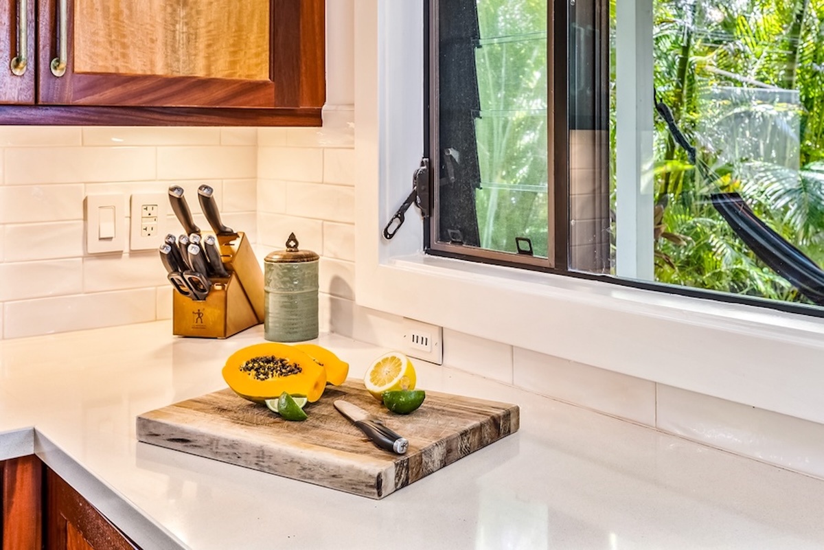 Kailua Vacation Rentals, Hale Ohana - Enjoy the delicious treats the island has to offer.