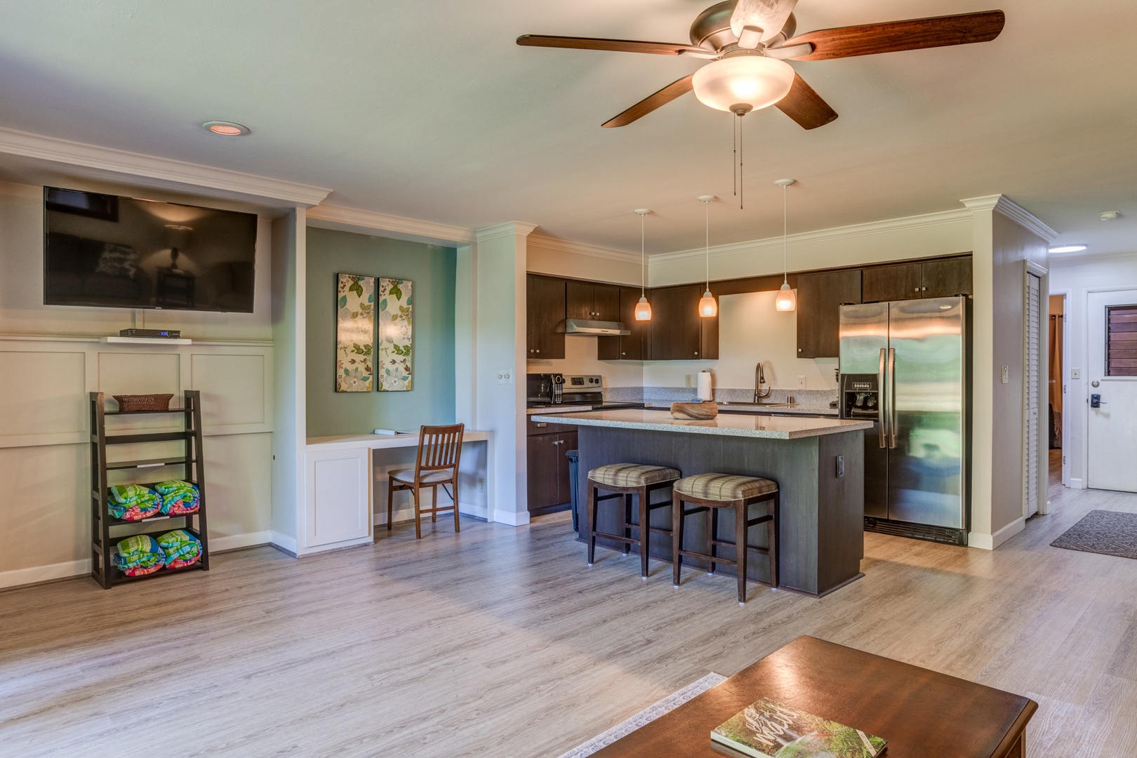 Kihei Vacation Rentals, Koa Resort 1B - Open-concept layout blends kitchen, dining, and living spaces—ideal for relaxing after beach days.