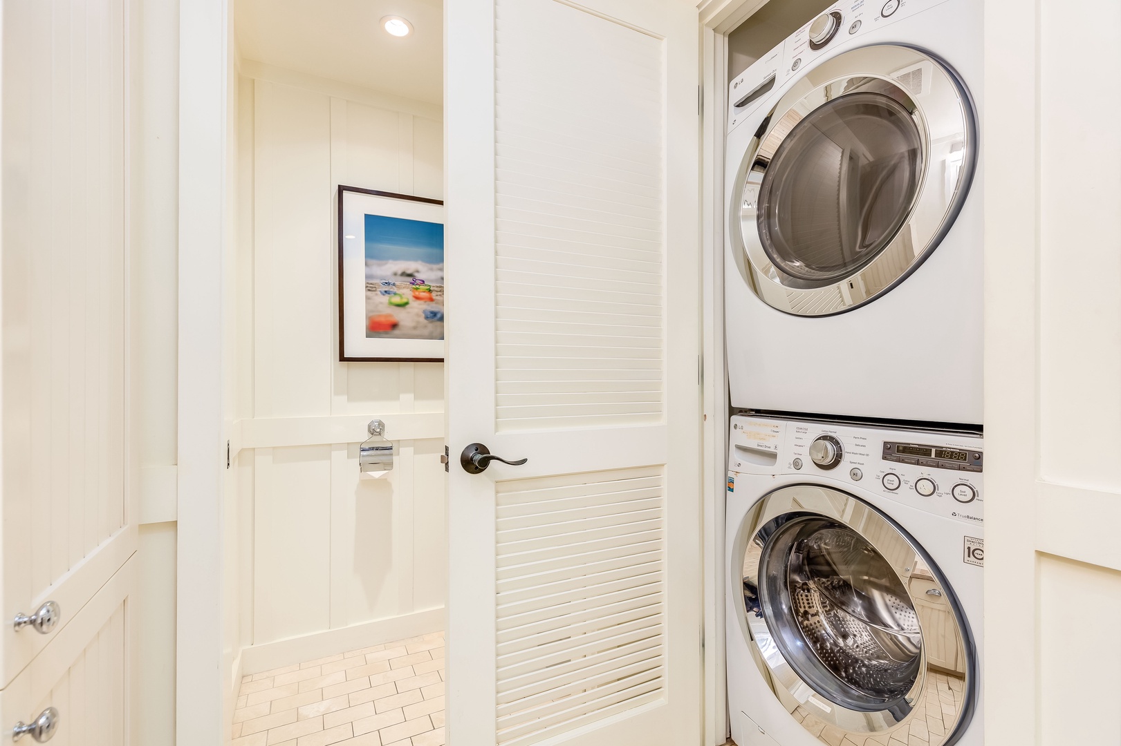 Kahuku Vacation Rentals, Turtle Bay Villas 205 - Laundry