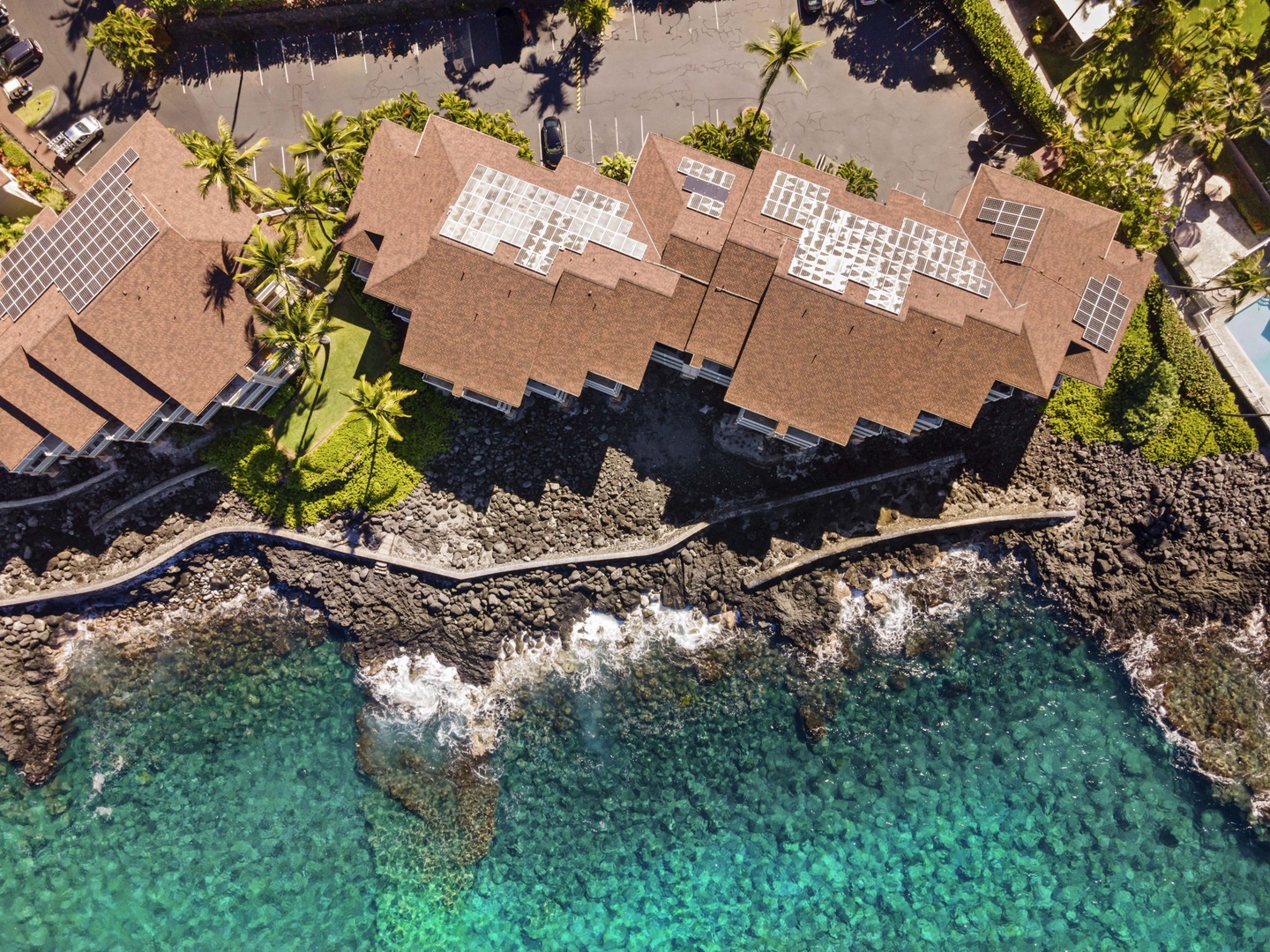 Kailua Kona Vacation Rentals, Sea Village 4213 - Perched on the edge of Kailua Bay, Sea Village offers front-row access to Hawaii’s most breathtaking sunsets.