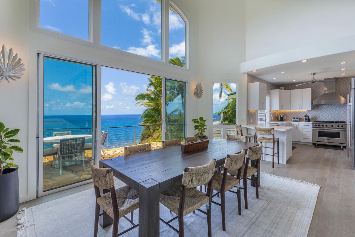 Princeville Vacation Rentals, Honu Awa - Breathtaking Views from the Dining Room Table