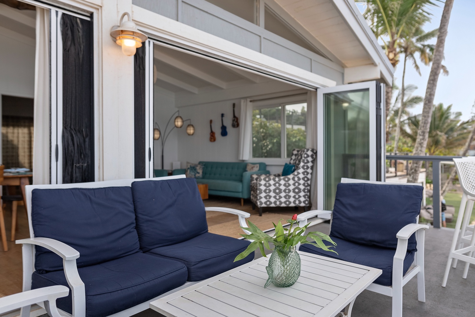 Haleiwa Vacation Rentals, Surfer's Paradise - The deck is directly accessible from the living area