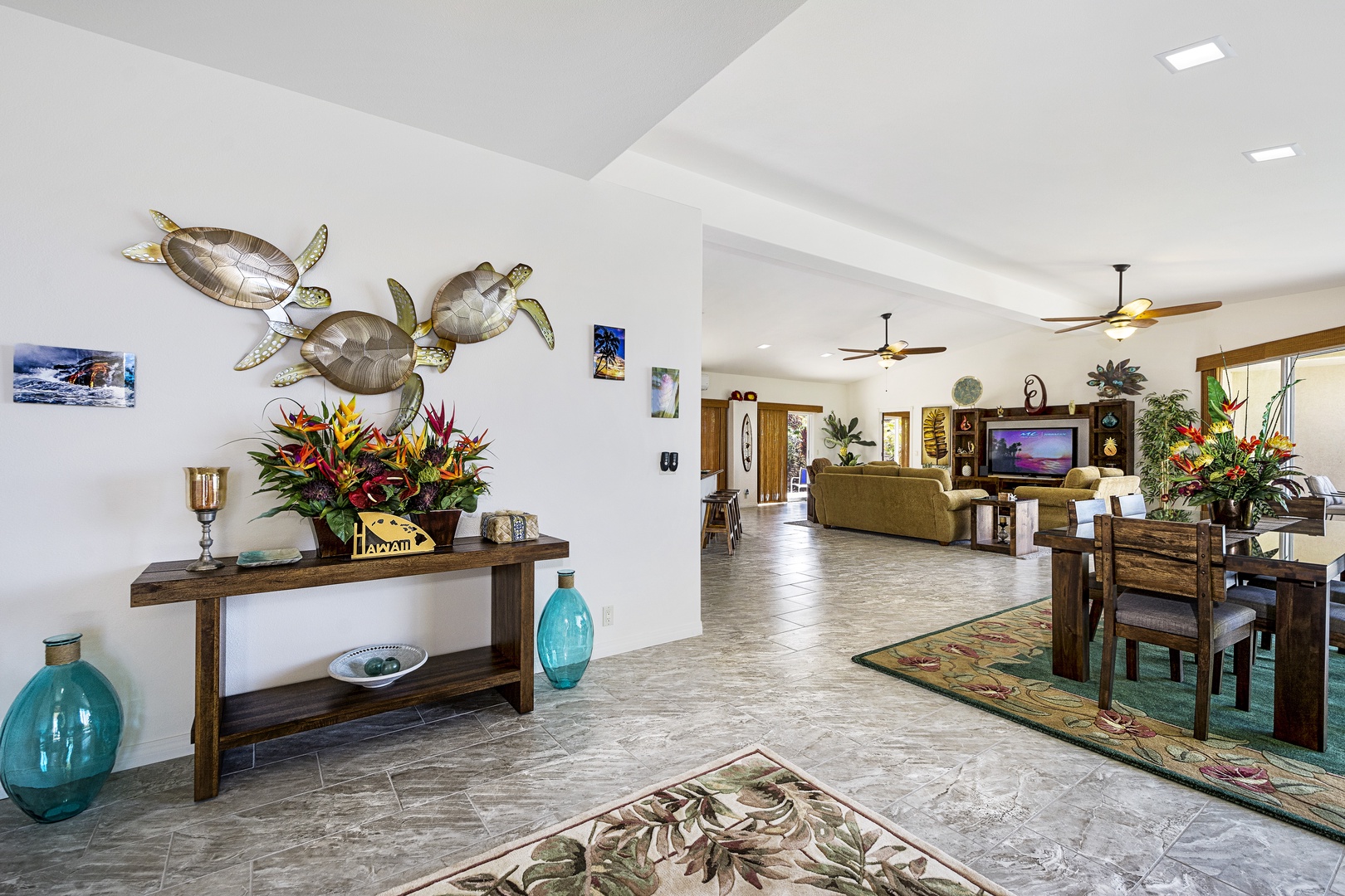 Kailua Kona Vacation Rentals, Maile Hale - Open sightlines throughout the home!
