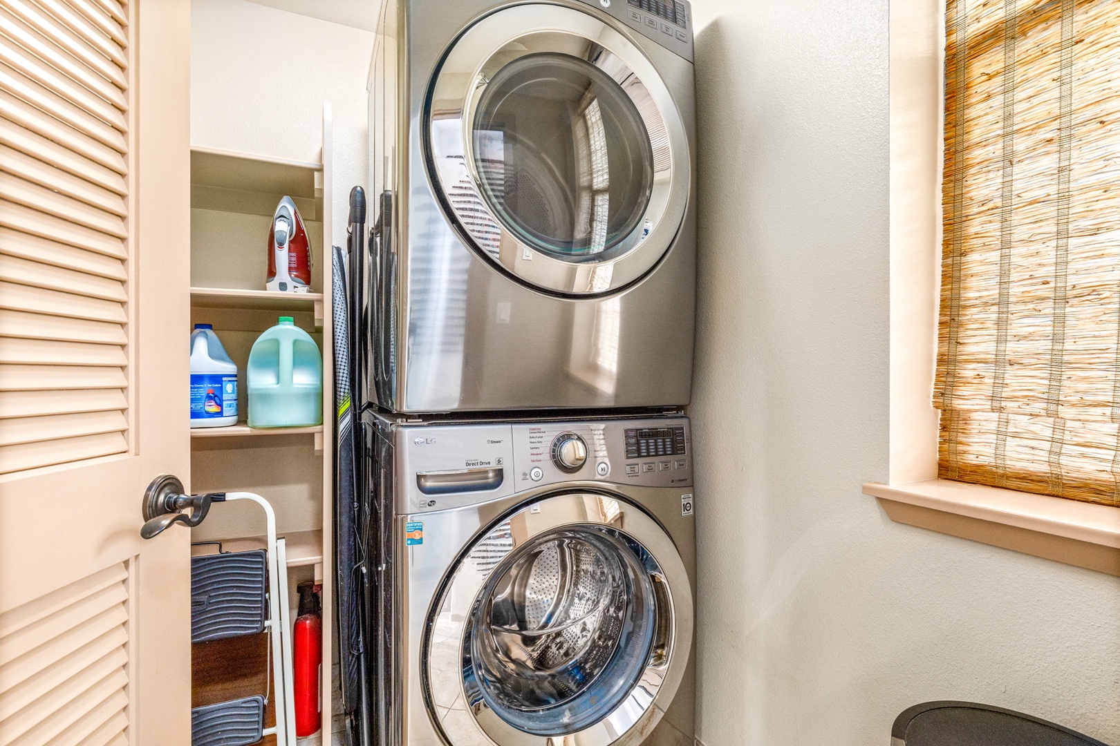 Waikoloa Vacation Rentals, 2BD Hali'i Kai (12C) at Waikoloa Resort - Dedicated laundry room with oversized washer and dryer and supplied detergent.