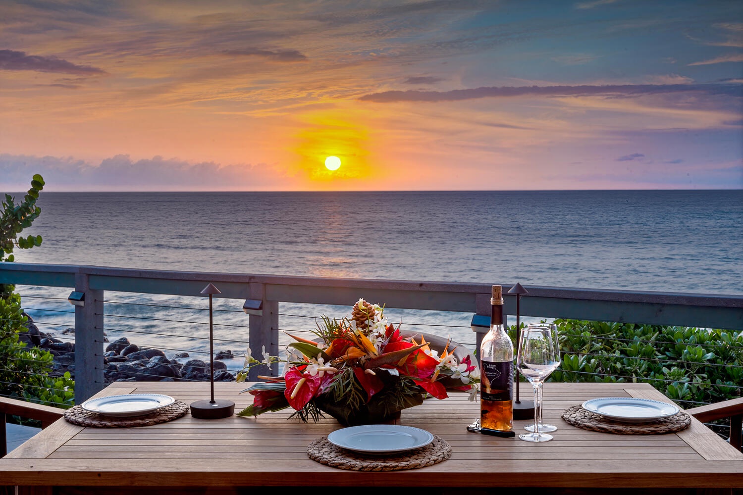 Kailua-Kona Vacation Rentals, Hale Kope Kai - Toast to golden hour with unforgettable oceanfront dining at sunset.