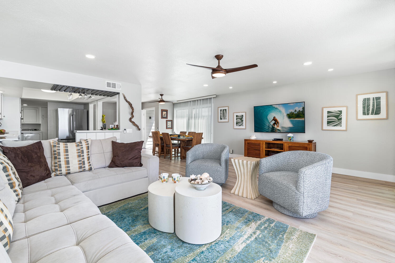 Kailua Kona Vacation Rentals, Hale Kai O'Kona #7 - Bright and open layout with cozy sectional and designer finishes throughout the living area.