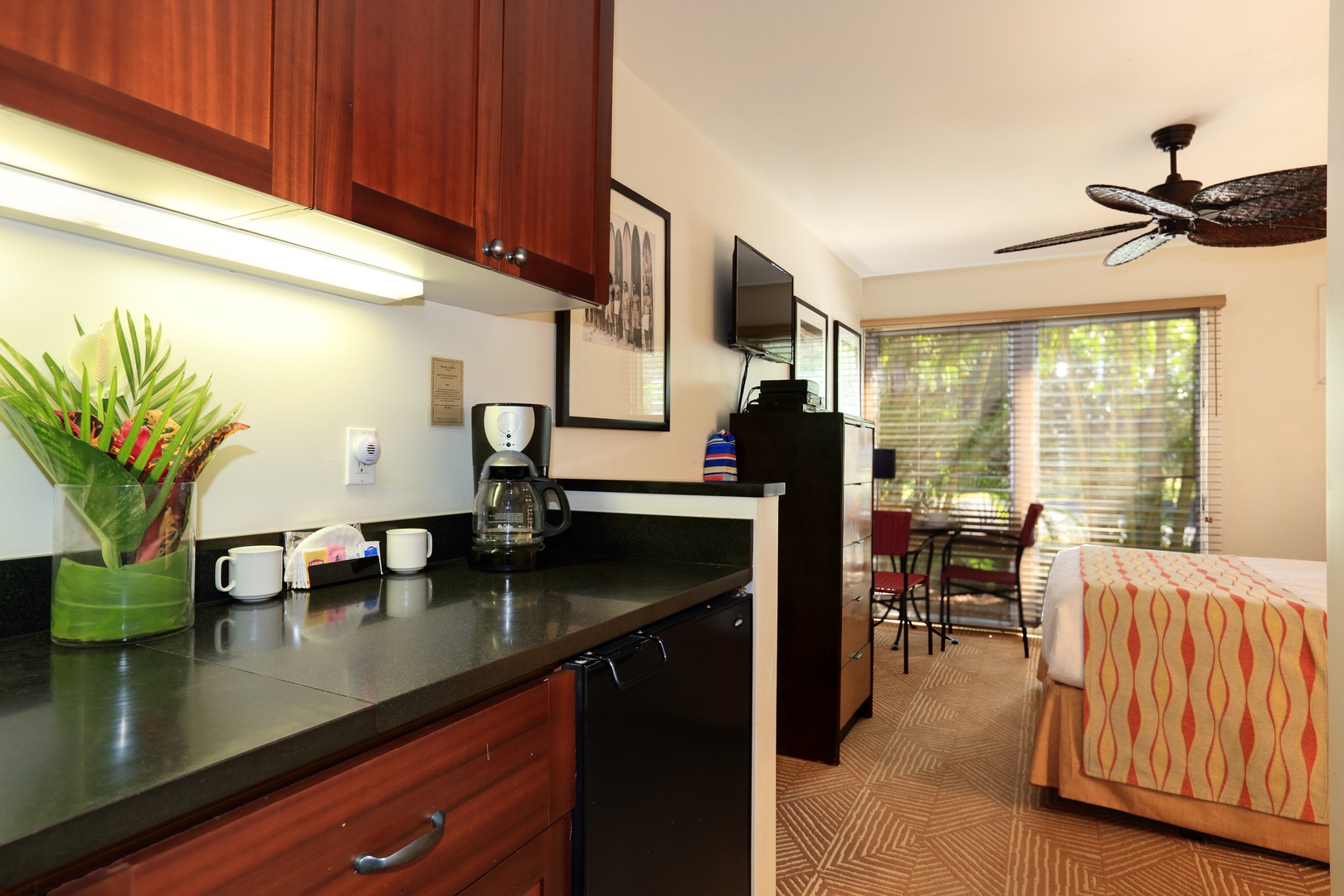 Lahaina Vacation Rentals, Aina Nalu B105 Studio - Enjoy your morning coffee from the comfort of your own villa