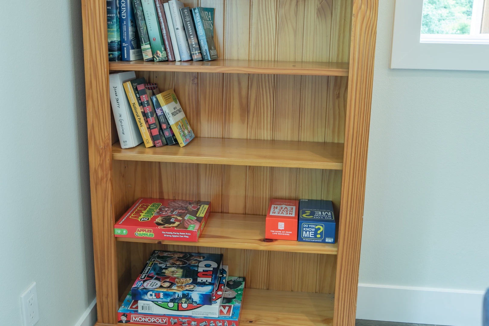 Nehalem Vacation Rentals, Nehalem Coastal Oasis - No chance you'll get bored since the house is filled with Games and Books