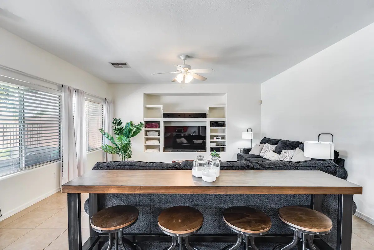 Peoria Vacation Rentals, Cherry Hills - Living room with bar stool