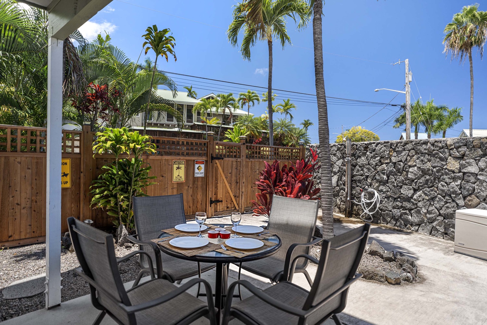Kailua Kona Vacation Rentals, Hale A Kai - Additional outdoor seating