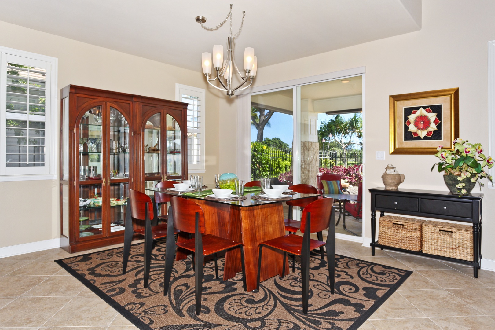 Kapolei Vacation Rentals, Ko Olina Kai Estate #20 - Dine in elegance or enjoy the outdoor setting on the lanai.