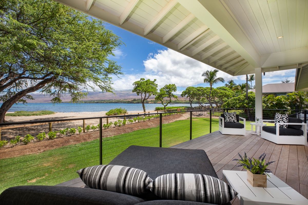 Kamuela Vacation Rentals, Puako Beach Getaway - Primary Suite lanai with ocean view