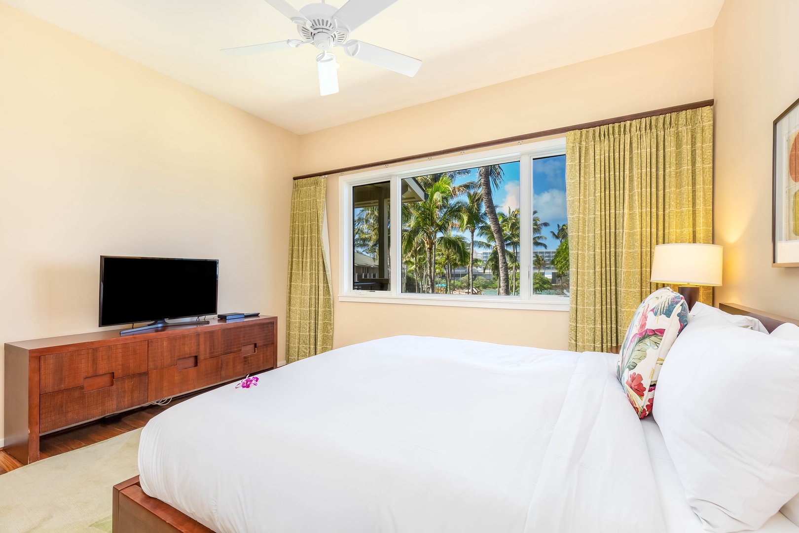 Kahuku Vacation Rentals, Turtle Bay Villas 311 - Each bedroom has a tv