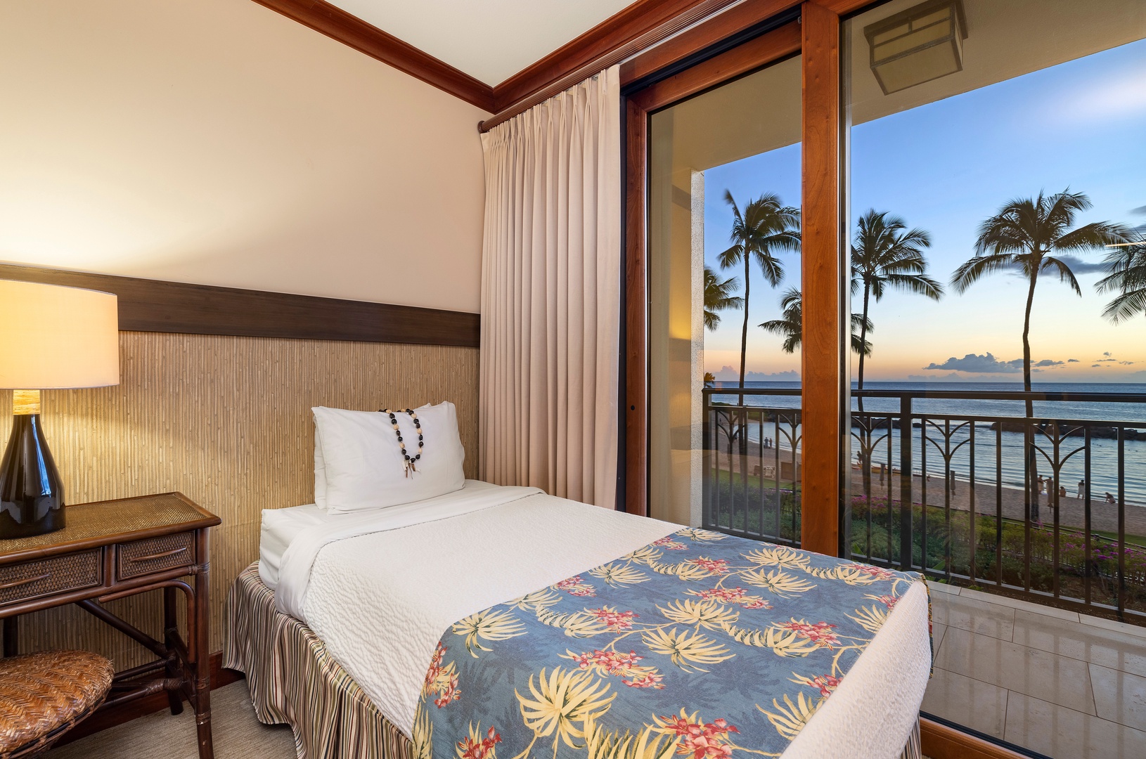 Kapolei Vacation Rentals, Ko Olina Beach Villas B210 - Flexible guest room with convertible twin beds.