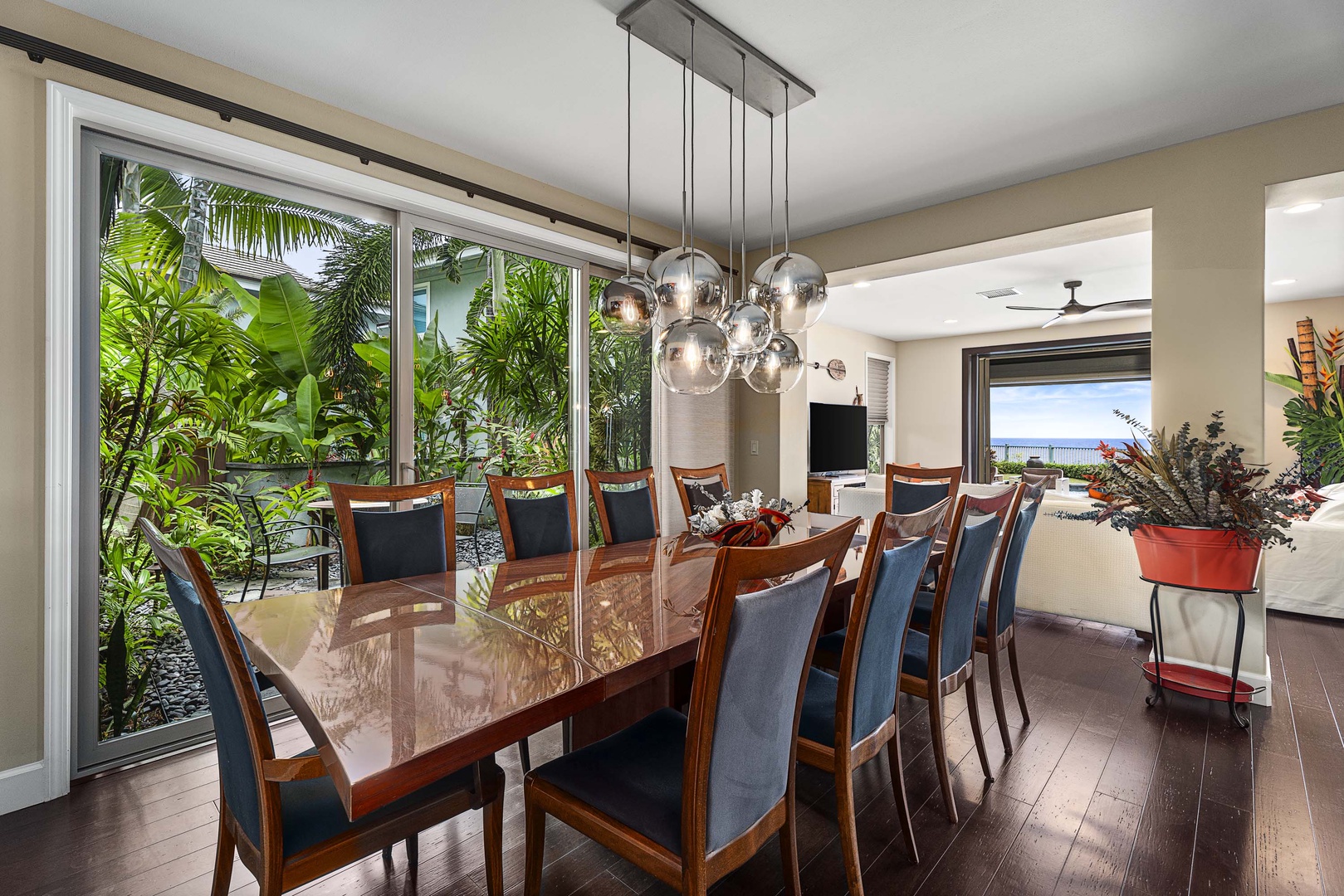 Kailua Kona Vacation Rentals, Holua Kai #20 - Indoor dining for 10!