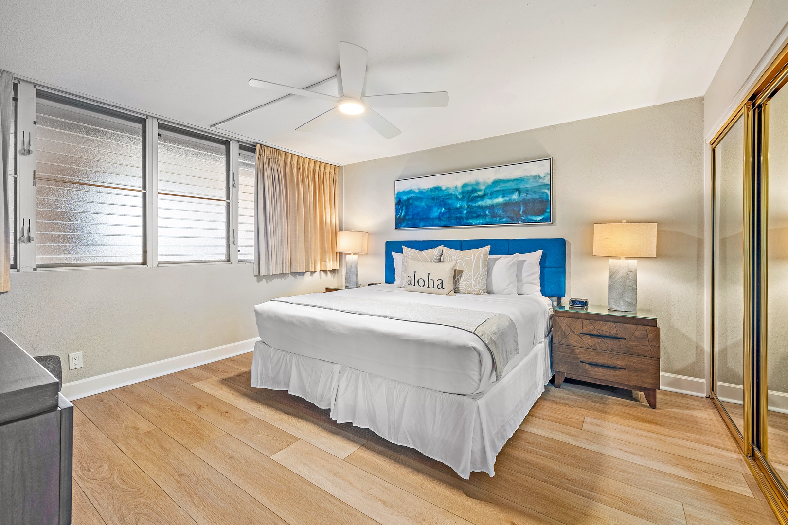 Lahaina Vacation Rentals, Royal Kahana 1010 - Rest easy in Royal Kahana 1010’s airy guest bedroom with modern style and cozy bedding.