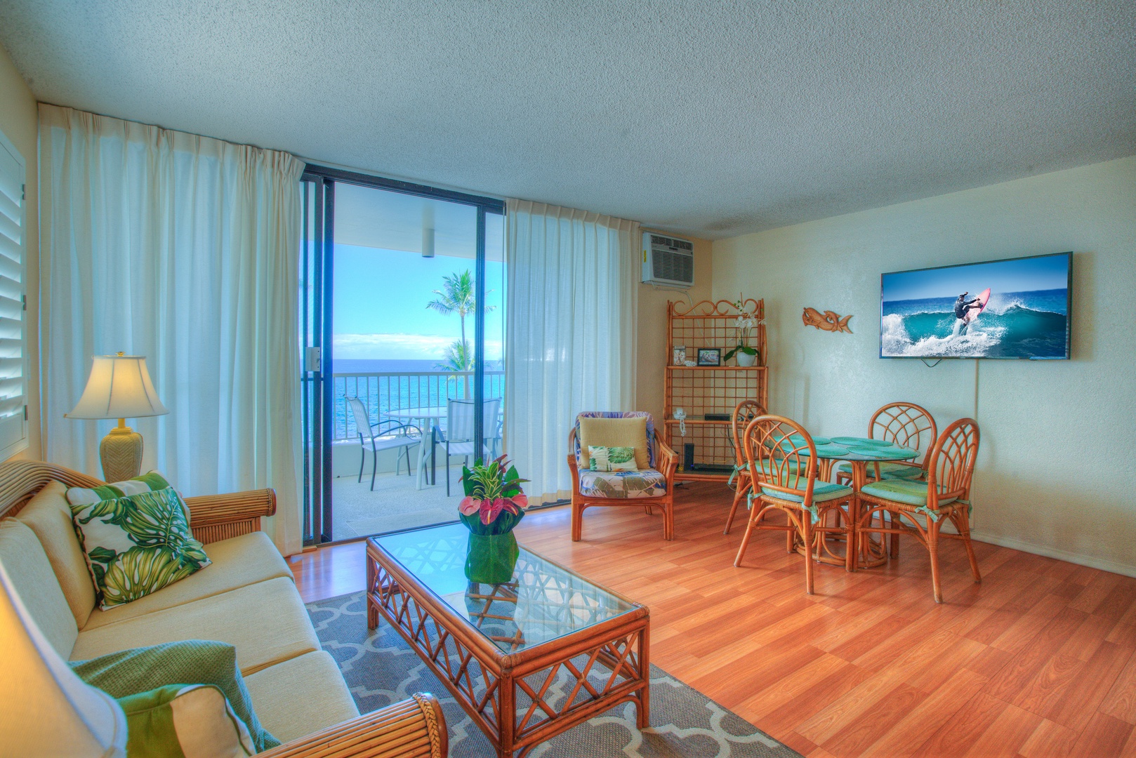 Kailua Kona Vacation Rentals, Kona Reef F11 - Air conditioned living room with flat screen TV