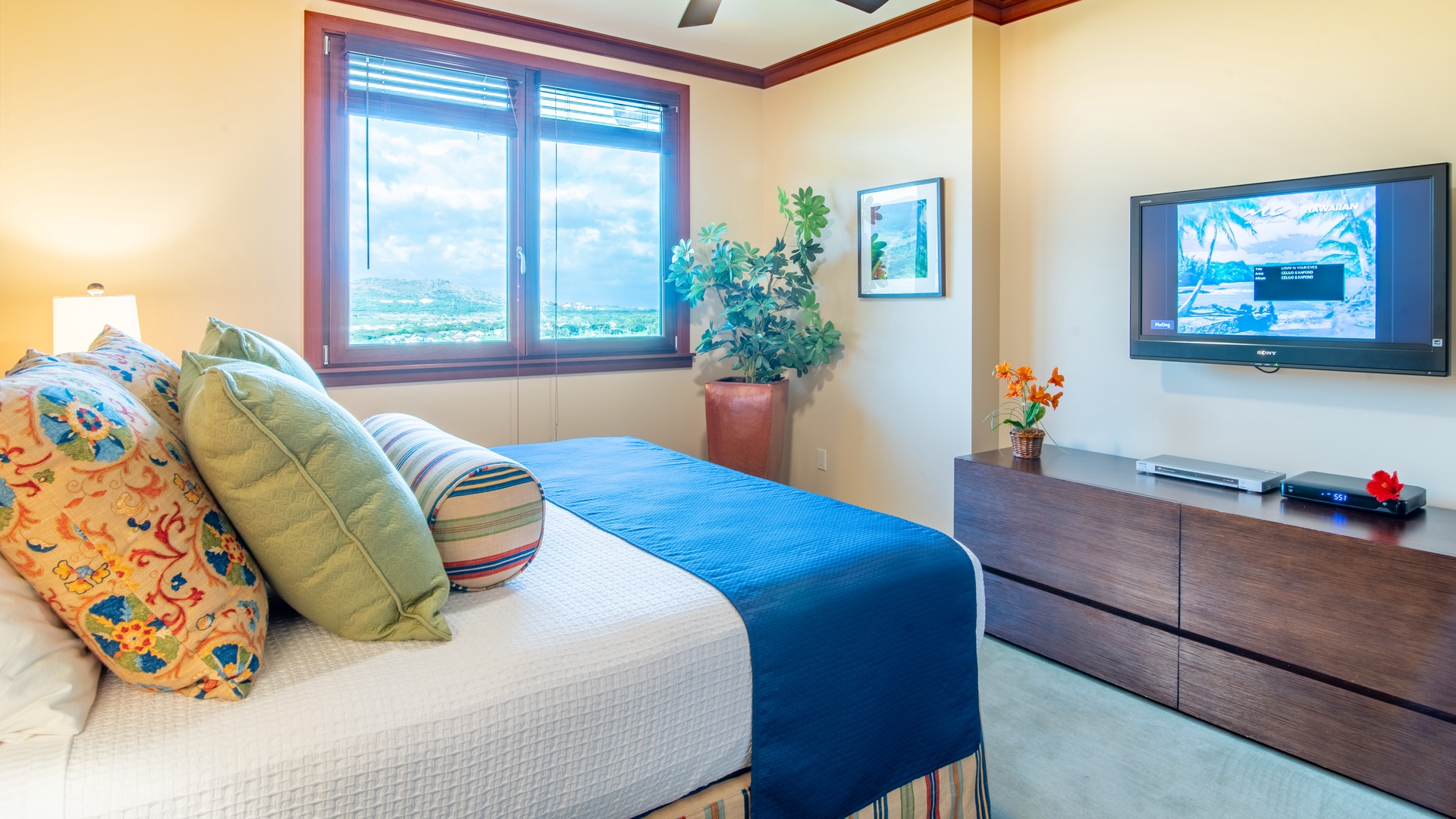 Kapolei Vacation Rentals, Ko Olina Beach Villas O1604 - The primary guest bedroom has a king size bed and mountain views.