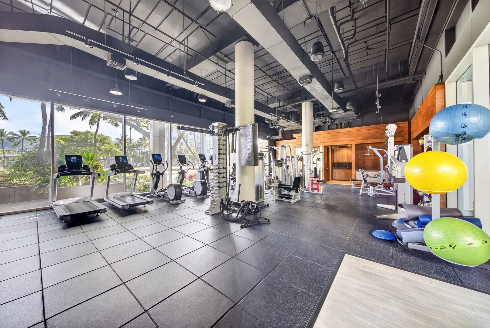 Honolulu Vacation Rentals, Island View at Waikiki Landmark - Stay active during your stay with access to Waikiki Landmark’s fitness center.