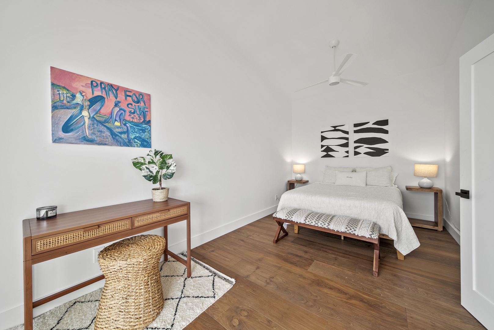 Haleiwa Vacation Rentals, Villa Bianca - Minimalist-style guest suite with a desk, ideal for work or journaling your travels.