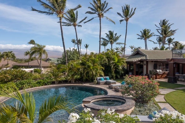 Kamuela Vacation Rentals, Canoe House & Beach Walker at Champion Ridge - Enjoy a cool drink by the pool.