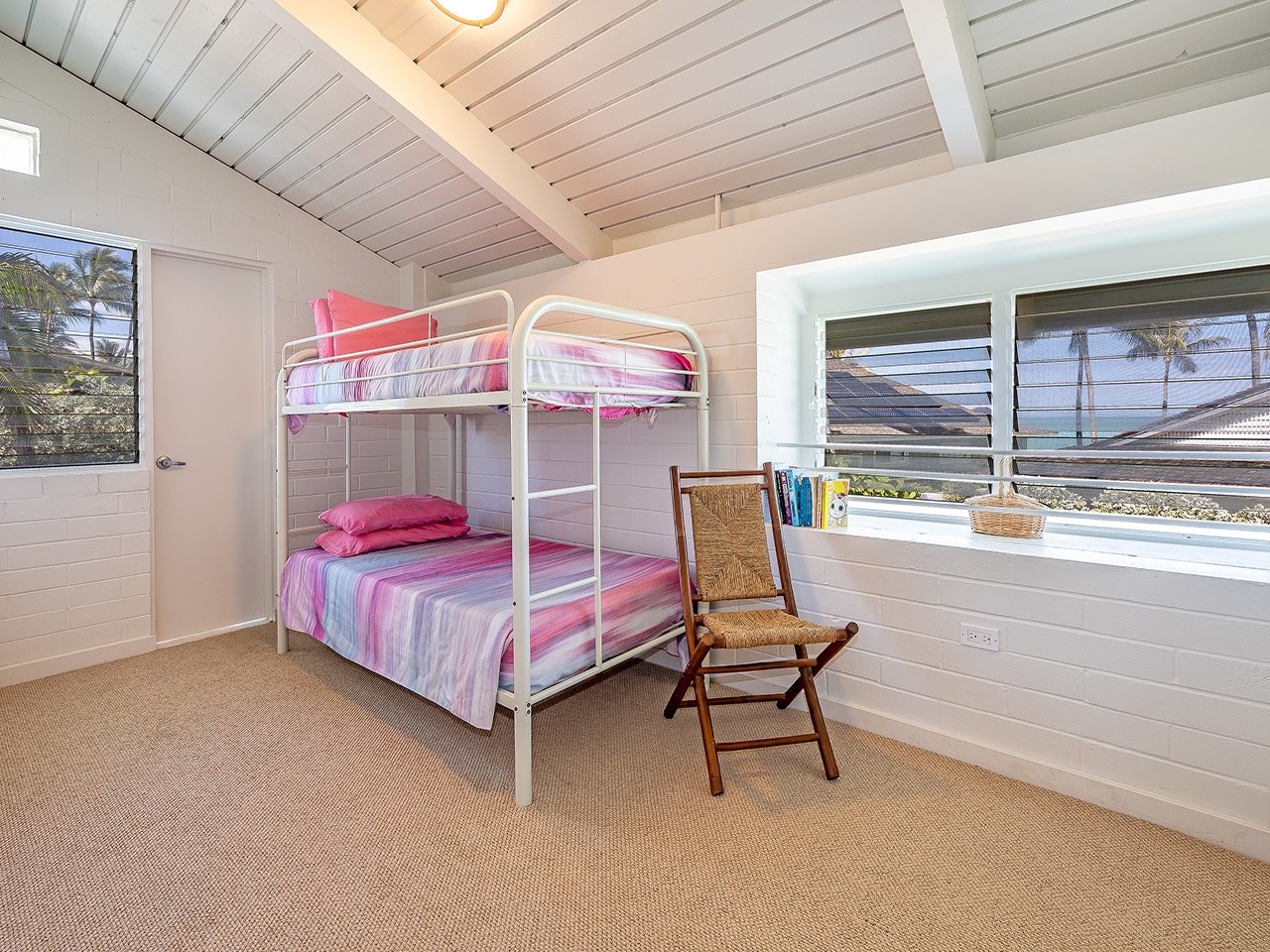 Kailua Vacation Rentals, Hale Kalio - Bunk bed room