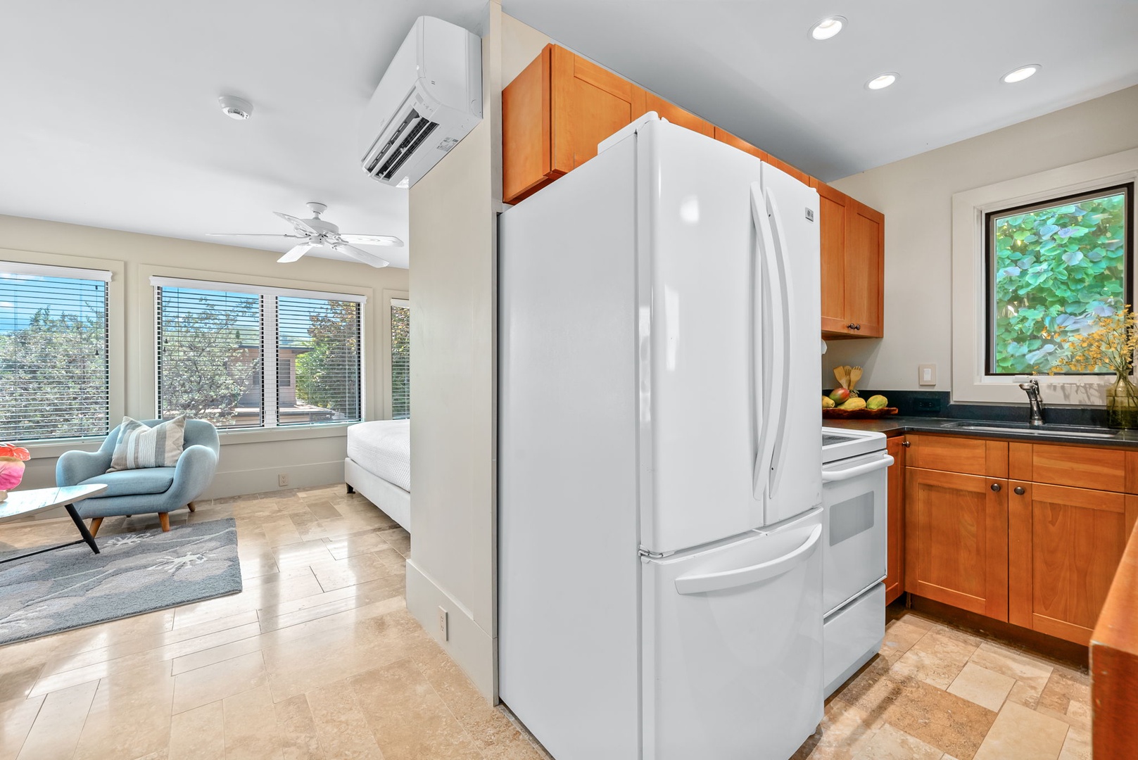 Kailua Vacation Rentals, Makalei - The studio apartment also features a kitchenette for convenience.