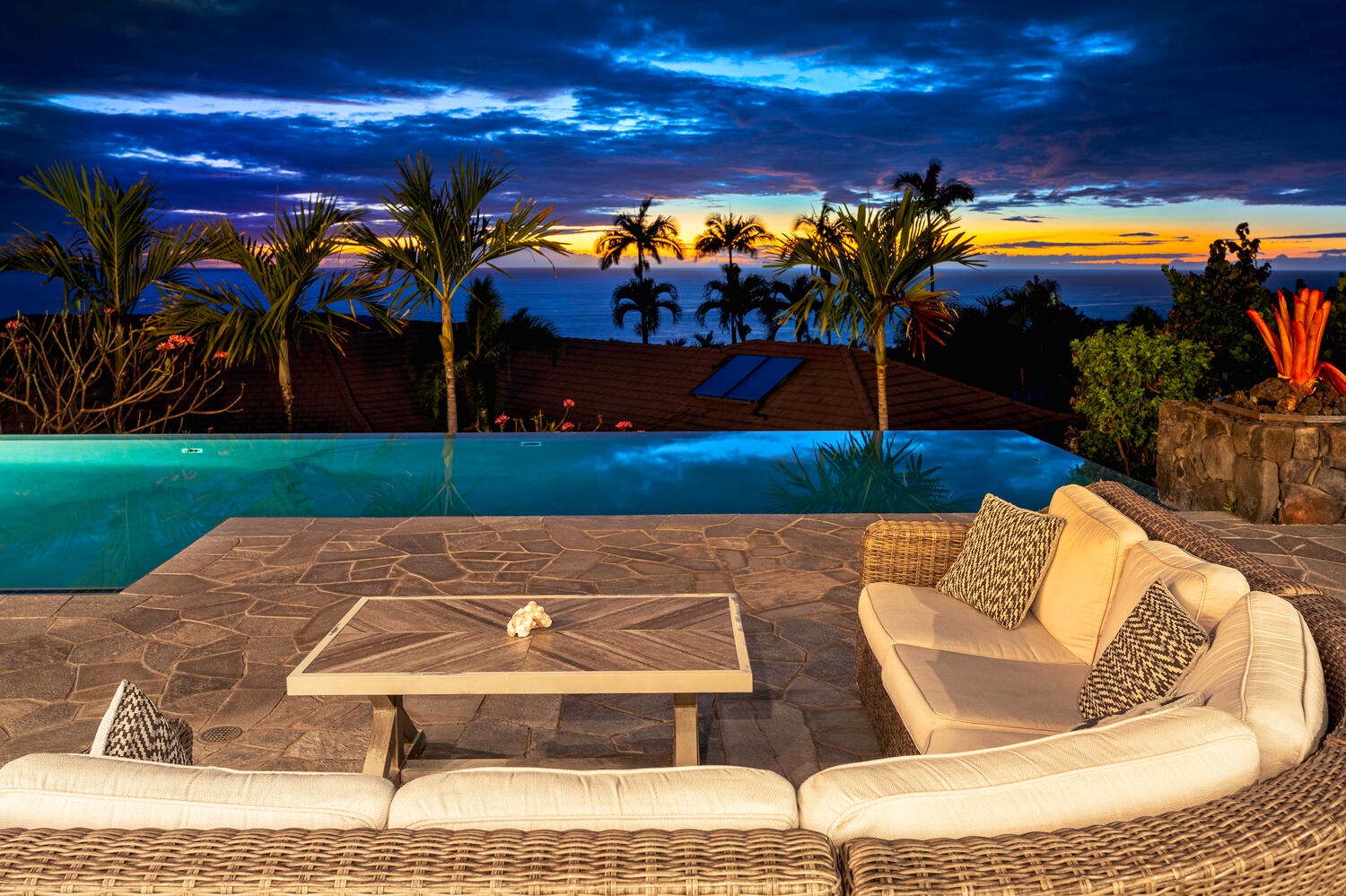 Kailua Kona Vacation Rentals, Blue Hawaii - 