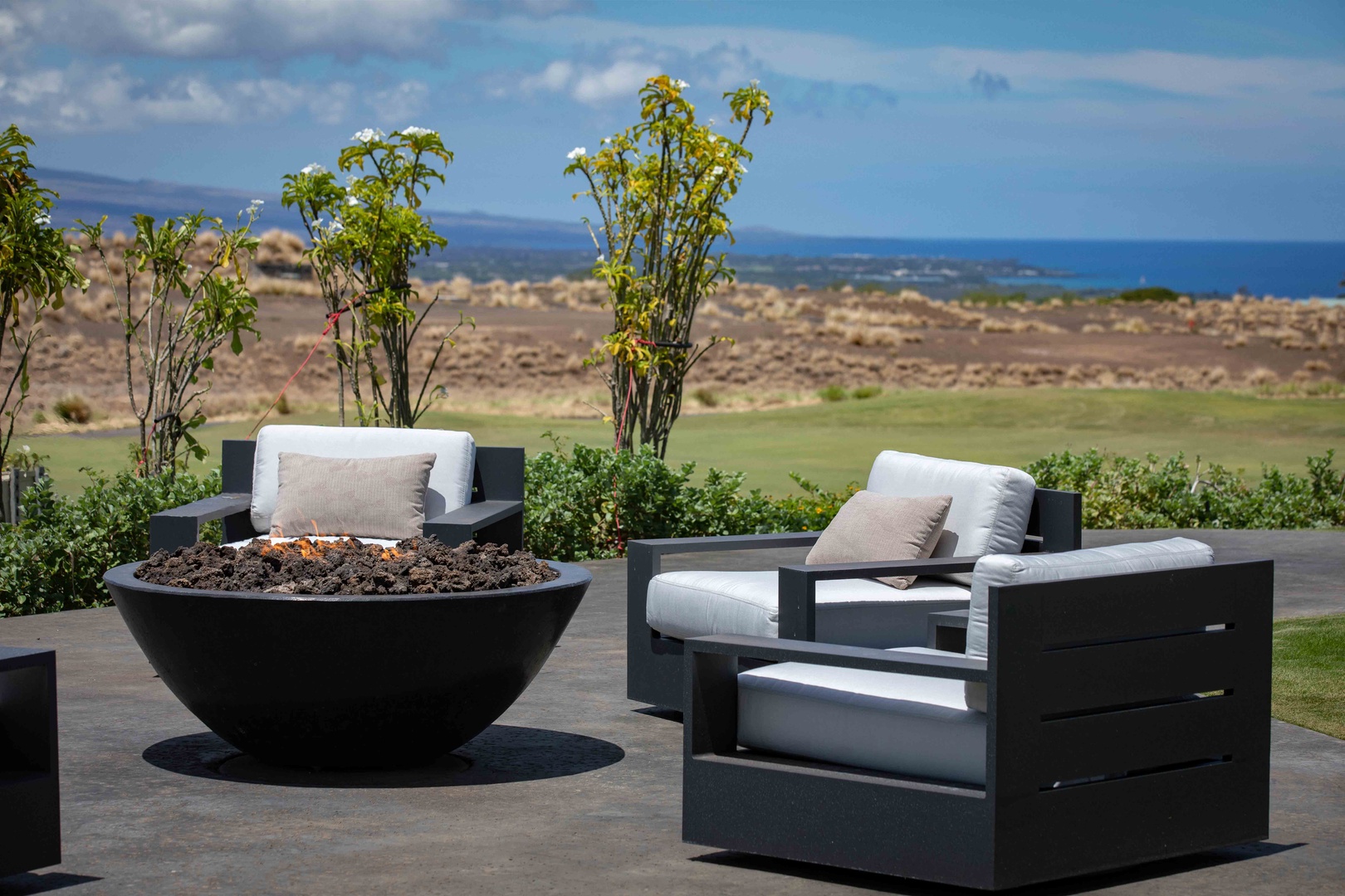Kamuela Vacation Rentals, Hapuna Estates #8 - Enjoy time by the fire pit day or night