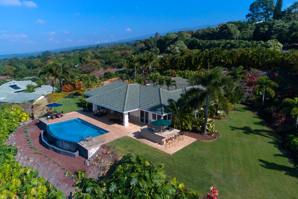 Kailua Kona Vacation Rentals, Hale Maluhia (Big Island) - Aerial view