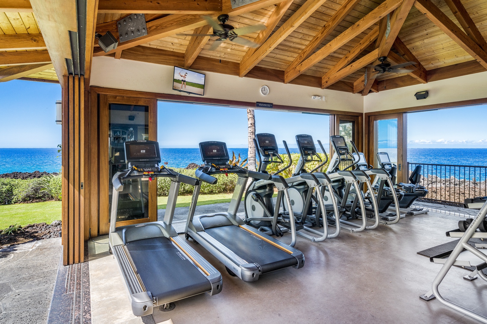 Waikoloa Vacation Rentals, Hali'i Kai at Waikoloa Beach Resort 9F - Plenty of Ellipticals to make sure everyone has his own